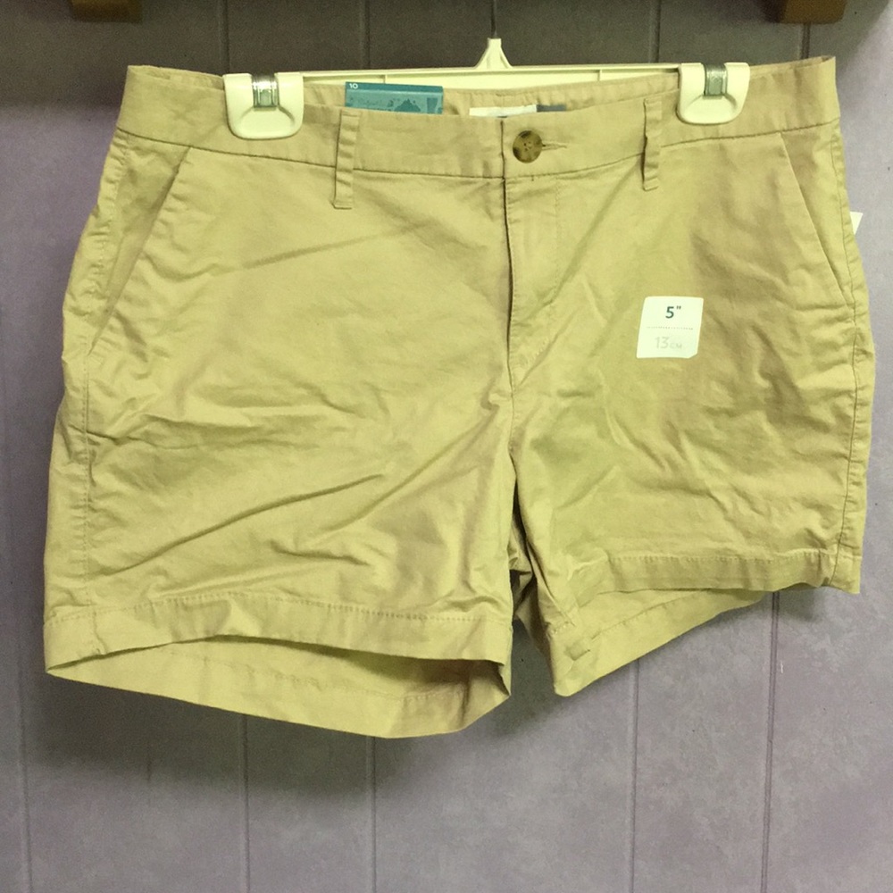 Khaki shorts